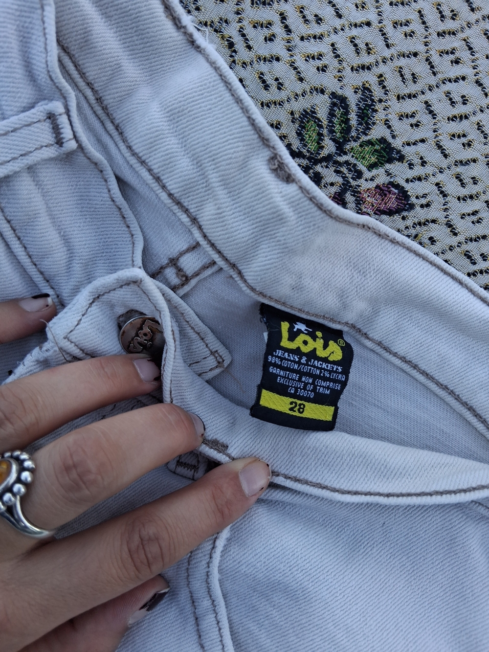 Lois Women’s Light Gray Jeans - Size 28